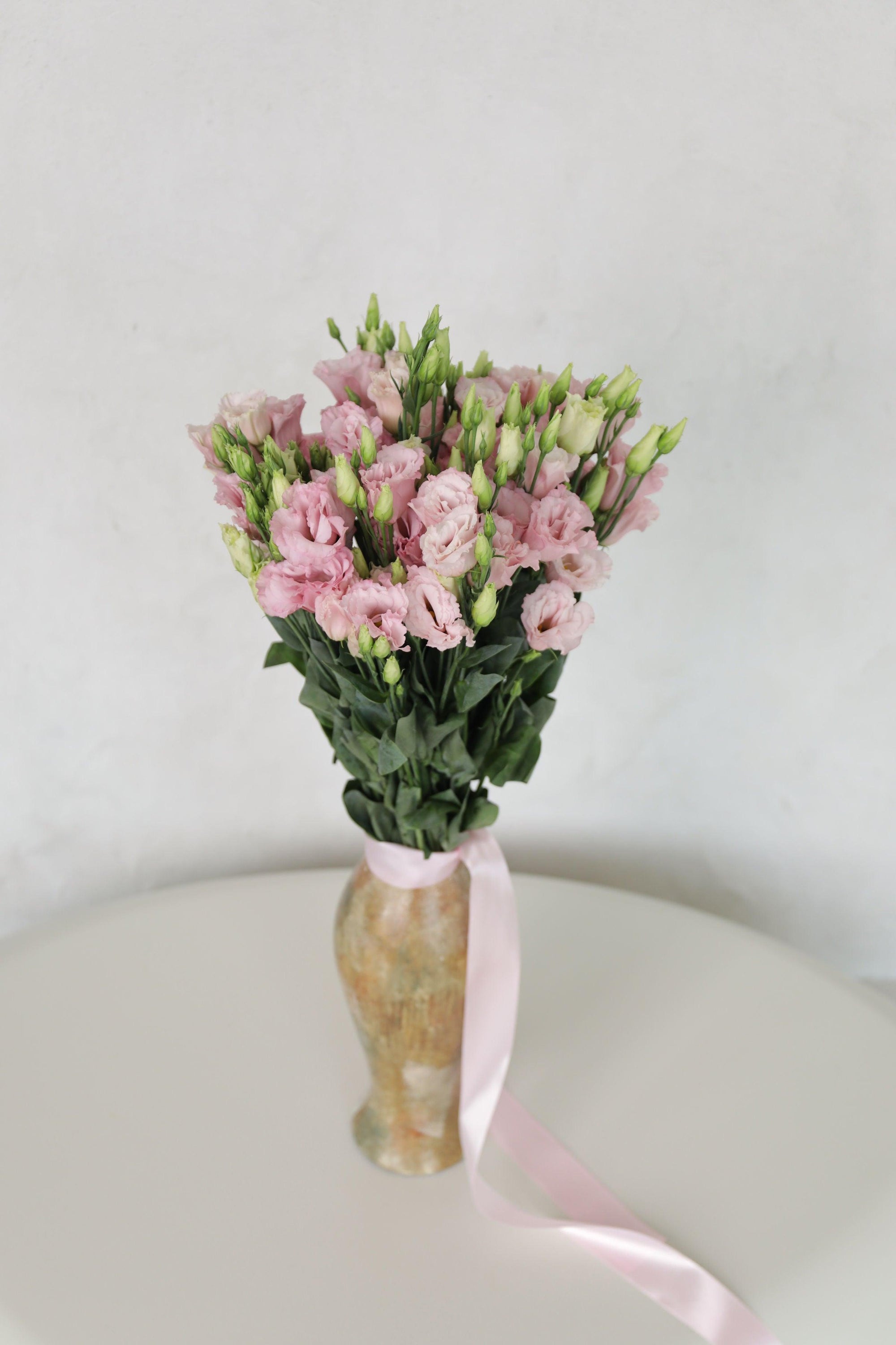 Le bouquet d’eustomes roses "Légalement Rose"